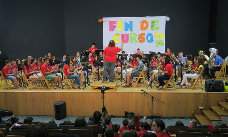 Concierto de fin de curso de la escuela de música de la Agrupación Musical de Mengíbar
