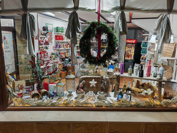 WhatsApp Image 2025 12 19 at 10.42.42 WhatsApp Image 2025 12 19 at 10.42.42